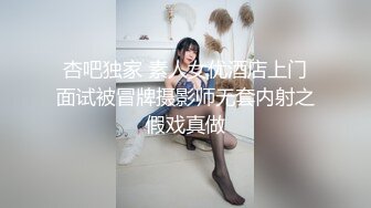 小吃店女厕全景偷拍多位年轻的美女少妇各种姿势嘘嘘