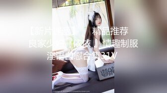 家庭摄像头破解真实偸拍，知识分子夫妻家中一起看A片助兴，来感觉后互摸客厅打一炮回床上继续干，性福啊 (4)