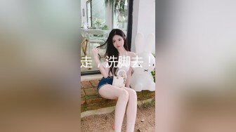 后入猛操骚母狗