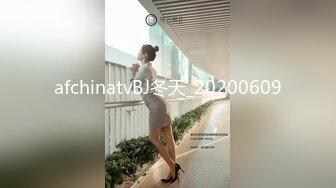 【新片速遞】 双马尾JK白丝小萝莉 被小哥哥爆操输出 小贫乳 无毛嫩穴 