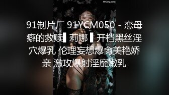 笑眯眯大奶颜值女神小露逼逼，吊带裙掏出奶子揉捏，揉搓小穴掰开特写，扭动屁股娇喘浪叫，看着很是诱人