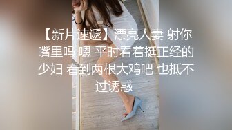 美女主播护士装家中自拍